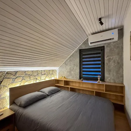 Vikendica Lux House *