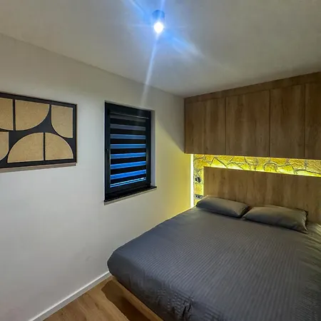 Vikendica Lux House *