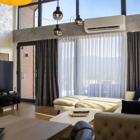 Lux House Vikendica *