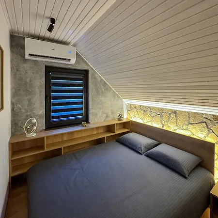 Vikendica Lux House