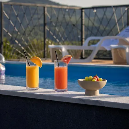 Lux House * Hadzici