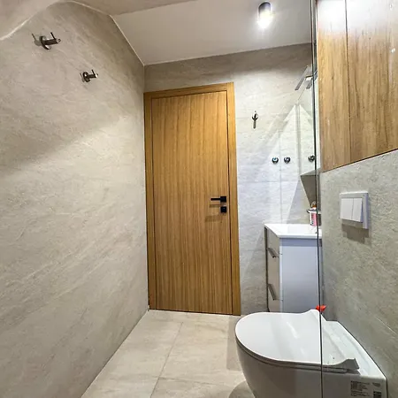 Lux House Vikendica Hadzici