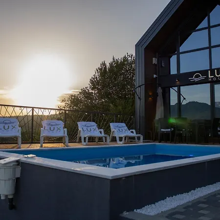 Lux House * Hadzici